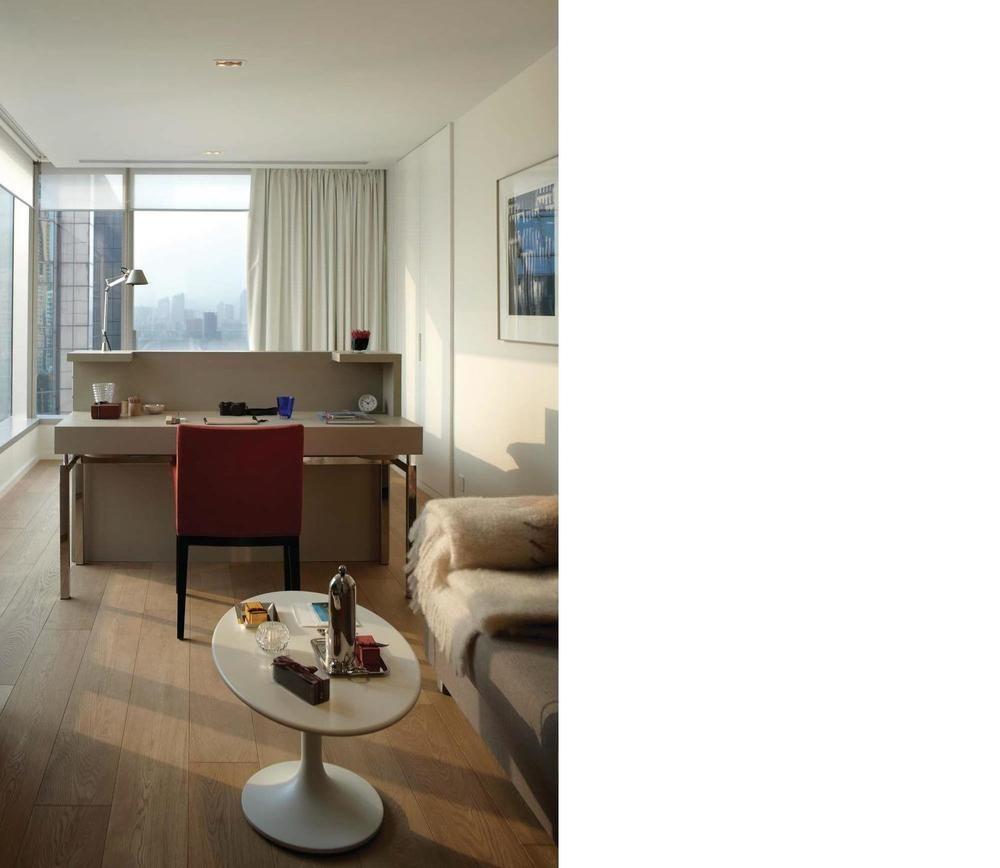 Twenty One Whitfield Aparthotel Хонконг Екстериор снимка